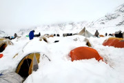 エベレストで吹雪、登山客数百人が孤立＝参加者の話にネットの反応冷ややか