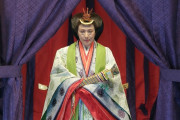 外国人「皇后・雅子様が着ていた十二単をみんなどう思う？」