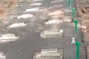 【動画】インドの公園に建設中の公衆トイレにインターネットが困惑。