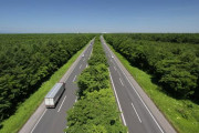 お前ら北海道の高速道路走ったことある？