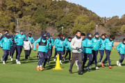 J1順位予想で最下位に挙げられたアビスパ福岡…サポーターの反応は