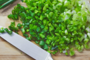 青ネギの味がわからない。どんな料理でも青ネギあってもなくても同じじゃない？