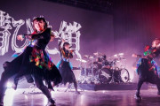BABYMETALの「BABYKLOK TOUR」プロショット画像