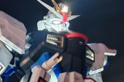 【画像】中国・上海の「実物大フリーダムガンダム立像」ほぼ完成！カッコ良すぎる！！！！