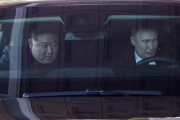 【悲報】プーチン大統領、金正恩の運転手になる