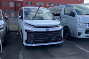 【リーク画像】トヨタの新型ヴォクシーさん、オラオラしてて馬鹿売れ間違い無しｗｗｗｗｗｗｗ