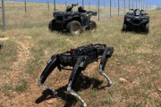米政府、メキシコ国境地帯にロボット犬の配備実験…住民は反発！