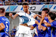 【画像】Jリーグのヘディングの競り合い、ヤバすぎる…ｗｗｗｗｗｗｗｗｗ