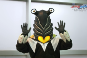 【悲報】ウルトラマンさん、ついにキャラ萌えで稼ごうとしてしまう