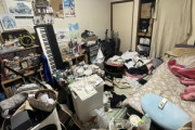【画像】汚部屋界隈の中だったら俺の部屋はマシなほうか？