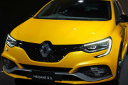 【ルノー】メガーヌR.Sトロフィーが登場。1.8Lターボで300馬力