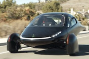【技術】充電の必要がなく太陽光発電だけで十分な距離を走れるEV車が爆誕。Aptera Paradigm