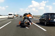 本当に恐ろしいバイク事故動画がショッキングすぎる/命を落とす危険性「背筋が凍る」 #衝撃動画