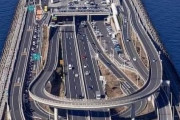 韓国人「韓国人が驚いた日本の高速道路がこちらです‥（ﾌﾞﾙﾌﾞﾙ」→「韓国ではバイクは走れないのに」　韓国の反応
