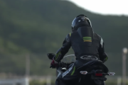 カワサキ、電動スポーツバイクの開発動画を公開