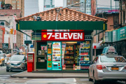 海外「犯罪がなあ…」日本式セブンイレブンのNY進出は成功するか？と議論
