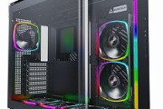 PCケースは無難な形の方が飽きがこないね