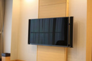 TVって最近のトレンド壁掛けなの？