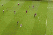 【画像】サッカーの笑えるもしくはすごいgif