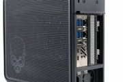 Intel、ビデオカードを内蔵可能な新NUC「GHOST CANYON NUC」を公開