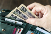 「賃上げ」のニュース続くが……実際は73％が「給料変わらない」