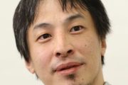 ひろゆき「宗教信じてないから墓蹴とばしたりできますｗ」