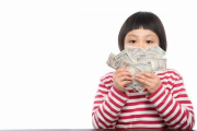 子供の友達の親「遊びに行く時はお子さんにお金持たせてもらえる？お腹空いてるみたいだよ？」私「えっ」