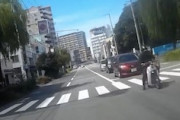 【静岡】こんな通りでなぜ逆走が起きるんだ？県道139で目撃された信じられないヤリス乗りの映像。