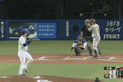 【GIF】巨人・中島宏之が2点タイムリー！点差を3点に広げる！！
