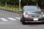 【話題】後続車をイラつかせる原因！　「重要」で「難しい」右左折時「ウインカー」のタイミングとは