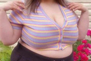 「私は太っていて美しい」セクシーな写真を投稿するプラスサイズインフルエンサーが肥満嫌悪（ファットフォビア）を一蹴