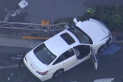 東京・足立区の国道で乗用車と歩行者の事故発生、10人以上がケガうち2人重傷　展示用の車でつっこんだ模様