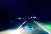 【動画】道路上に横たわっていた男をもろに轢いてしまうドラレコ。