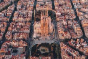 【画像】スペインの街並み、上空から見るとなんかキモい、お前らの10倍くらいキモいｗｗｗｗｗｗ