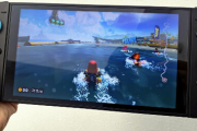 読売新聞「Switch2、10分遊んだだけで腕が疲れた。重すぎ端末はゲームどころではなくなる」