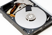 【超絶悲報】HDDさん、2028年に絶滅か