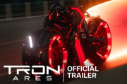 SF映画「トロン」15年ぶり新作「トロン：アレス」の予告編が初公開…現実世界にライトサイクル出現！