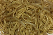 【画像】おまえらのマッマ「焼きそばできたけど」お前ら（頼む、頼むぞ...）ﾁﾗｯ