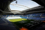 【悲報】カタールＷ杯、オミクロン株急拡大で延期や無観客開催の可能性…