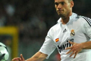 【海外サッカー】スナイデルがレアル時代の“転落危機”を告白　酒に夜遊び…「ウォッカボトルが親友だった」