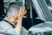 高齢ドライバー「免許返納したら生活ができない、辛いんよ」