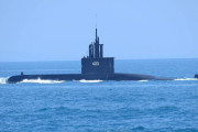 中国にとっては目障り、インドネシア海軍が南シナ海に面した島に潜水艦基地を建設