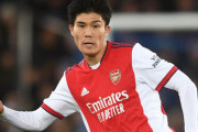 アーセナル冨安、クラブ選出「21年ベストアシスト」で5位ランクイン　「リーグ最高の右SB」
