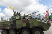 台湾の建国記念日「双十節」で軍事パレード、ミサイル発射装置を披露…中国を強くけん制！