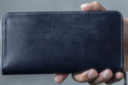 【悲報】男の長財布、ガチで終わるwwwww