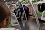 秋葉原駅で刺傷事件発生か、電車内で女性が刃物を振り回した模様