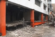 韓国人「日本の斬新な建物解体工法をご覧ください」