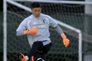 彩艶不参加で近づく出番…GK早川友基が代表2キャップ目で測りたい指標「今回の結果は非常に重要になってくる」