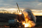米国の情報提供終了でウクライナ軍の高機動ロケット砲システムHIMARS、遠距離の攻撃が困難に！