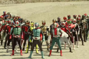 スーパーヒーロー戦記の仮面ライダーの集合シーンを見てみると